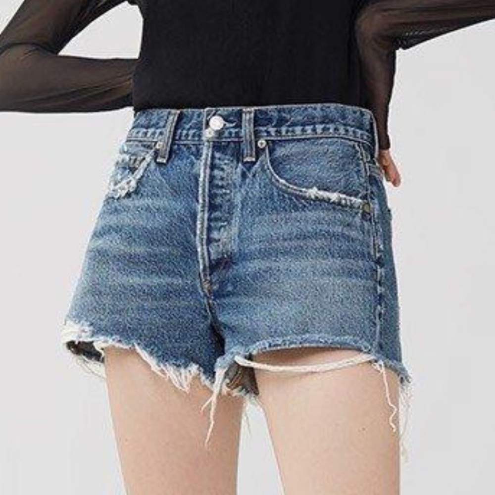 Parker Cut Off Shorts 
AGOLDE
Color: Rock Steady
Size: 26
